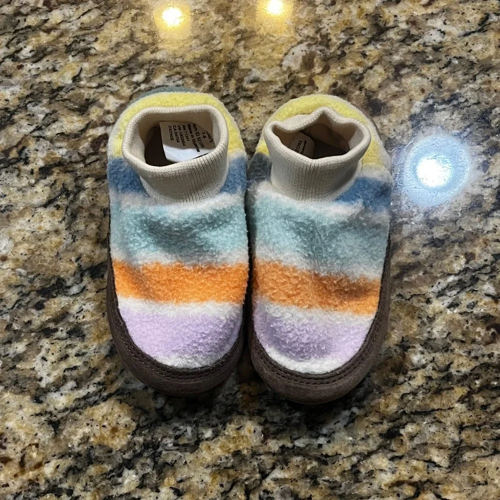LL Bean Toddler Fleece‎ Striped Slippers Multi-Color Pastel Knit Collar 7-8